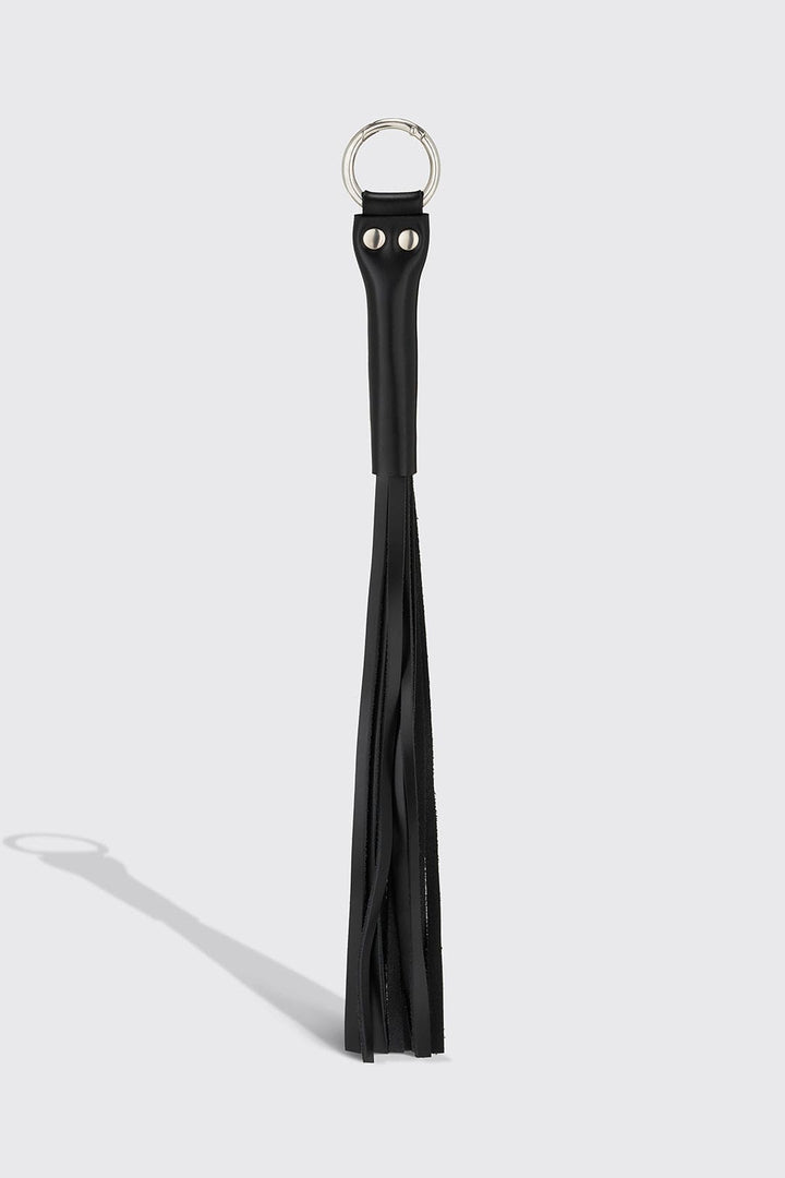 Noir Choker